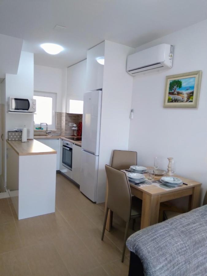 Studio Apartment D&D Σπλιτ Εξωτερικό φωτογραφία